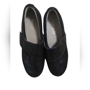 Alegria Women's  Blue Metallic Leather LAU-302 W Comfort Shoes Size 8/8.5W  E 39